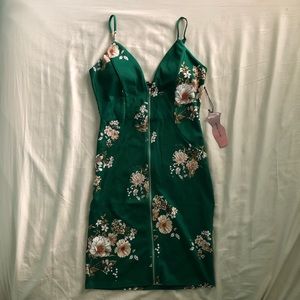 SOLD Zip up green floral bodycon dress